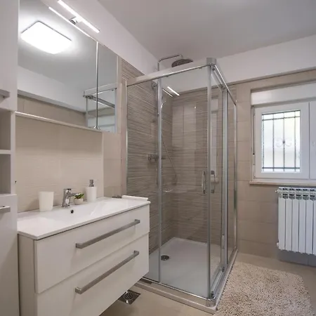 Апартаменты Sanja