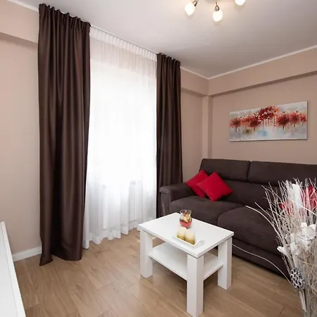 Sanja アパート *