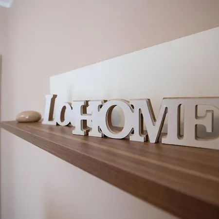 Sanja アパート オパティヤ